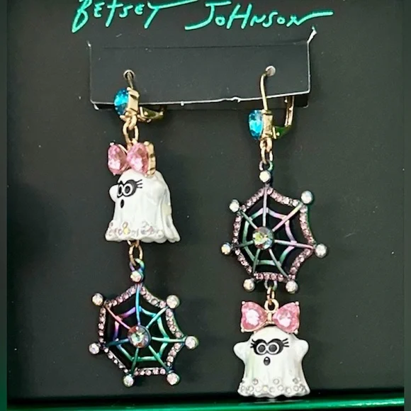 Betsey Johnson Ghost & Spider Web Dangle Earrings Halloween Party Time NWT 👻👻 - Picture 4 of 4